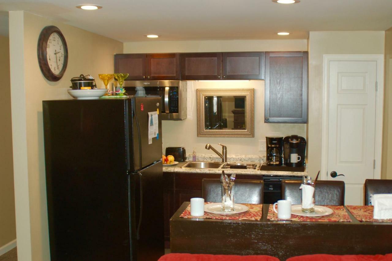 Blue Bear Den 3Br 2Ba Dtc Private Apt Hot Tub Extérieur photo
